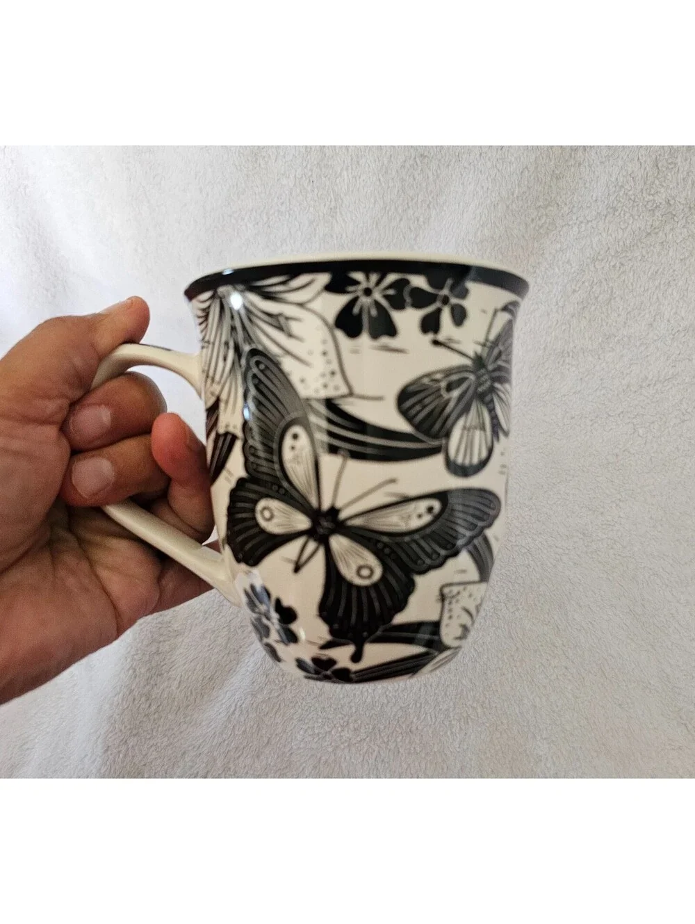 New Karma Boho Butterfly Coffee Mug Ceramic Black & White “Be The Change” 14oz